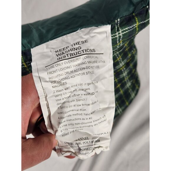 NOS Timber Creek  Outdoor Camping Pillow Green Flannel & Nylon w bag NWT 17 X 10 - Picture 6 of 6